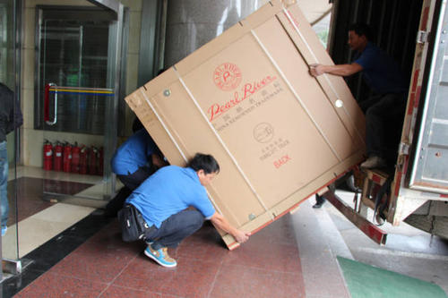新安钢琴贵重工艺品无忧运